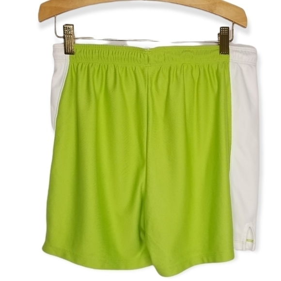 Under Armour Shorts Green & White Size‎ Medium - Picture 3 of 6